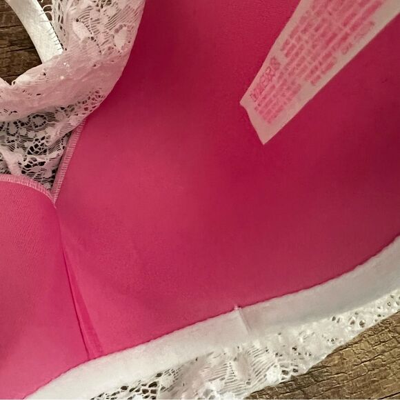 White Victoria's Secret PINK Eyelash Lace High Neck Push Up Bralette Sz Medium - Picture 15 of 15